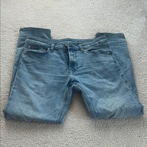 Calvin Klein Men's Light Blue Relaxed Jeans 32/32 slim fit